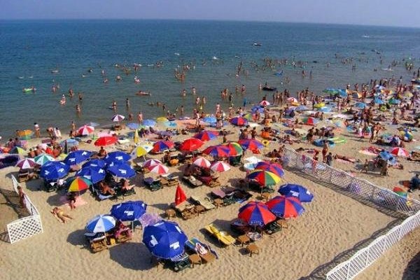 Отдых на пляже, Затока