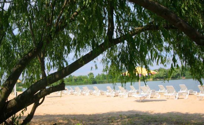 Пляж в Козине, Козин, Киевская область