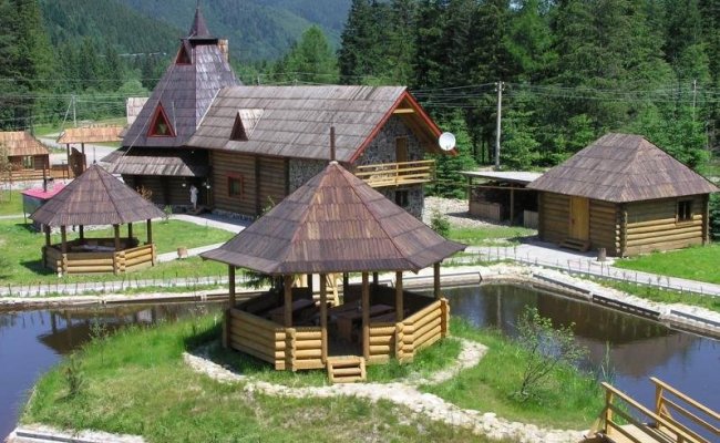 Летний и зимний отдых в Карпатах