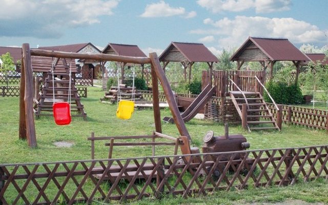 Семейный отдых с днтьми на природе