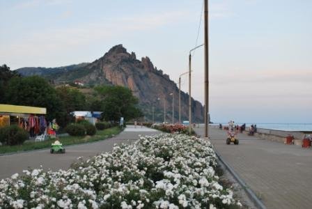 Курортное, Набережная