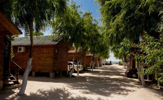 Территория базы отдыха Солнышко